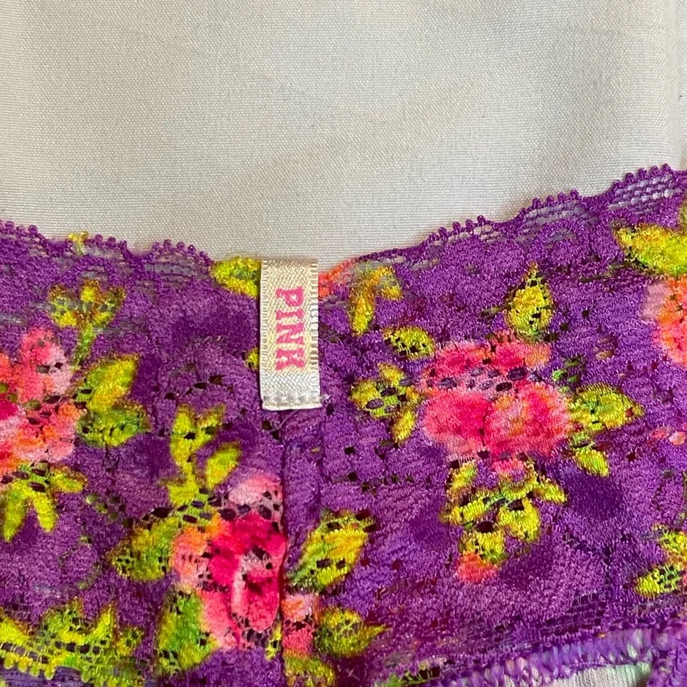Victoria's Secret PINK Vintage Floral Thong Panty Size L NWOT Y2K